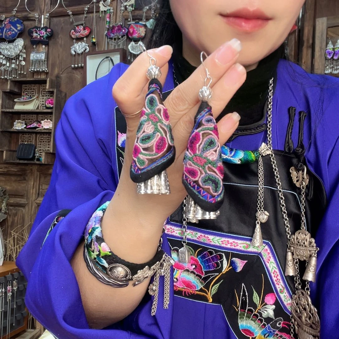 耳环是真的好看呀好好看