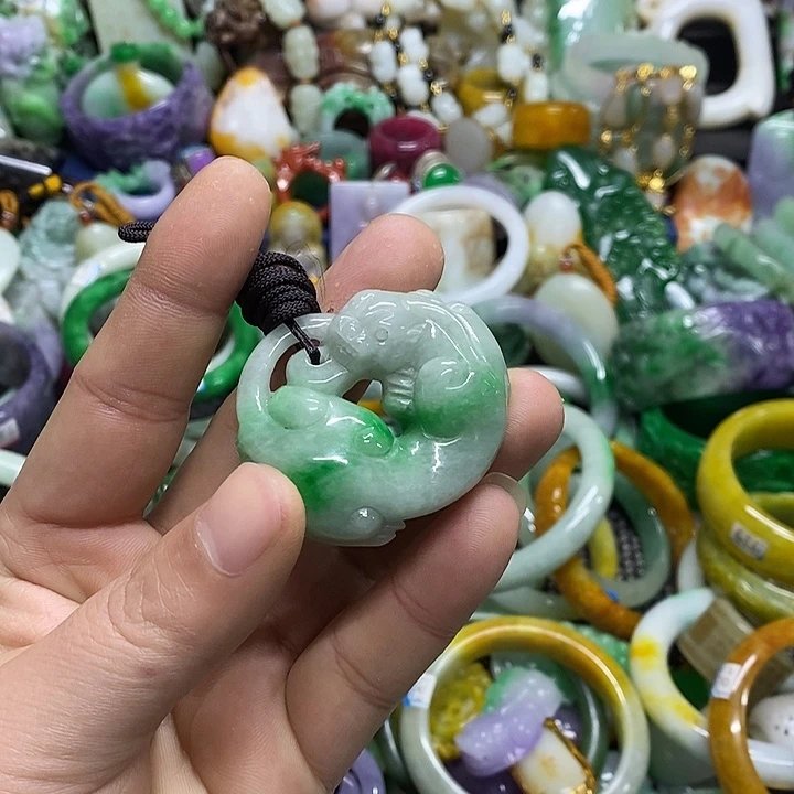 颈饰未镶嵌翡翠缅甸翡翠首饰配饰