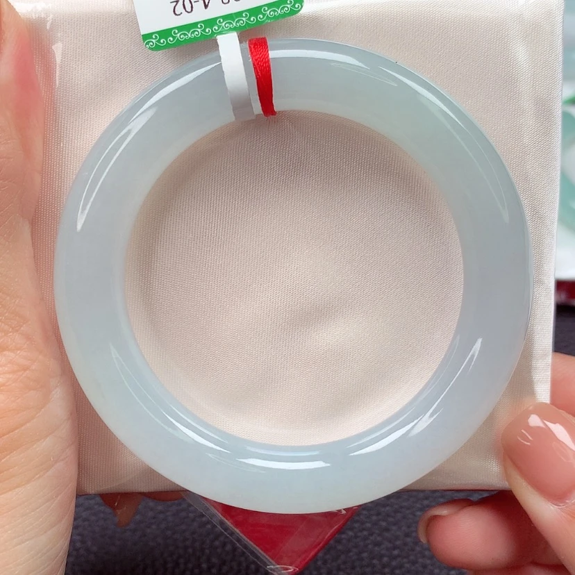 【闪购商品】翡翠手镯未镶嵌弘**麻天然翡翠手镯