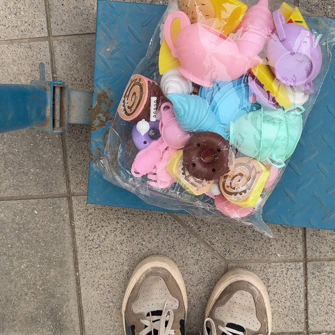 默认微霞，不退不换