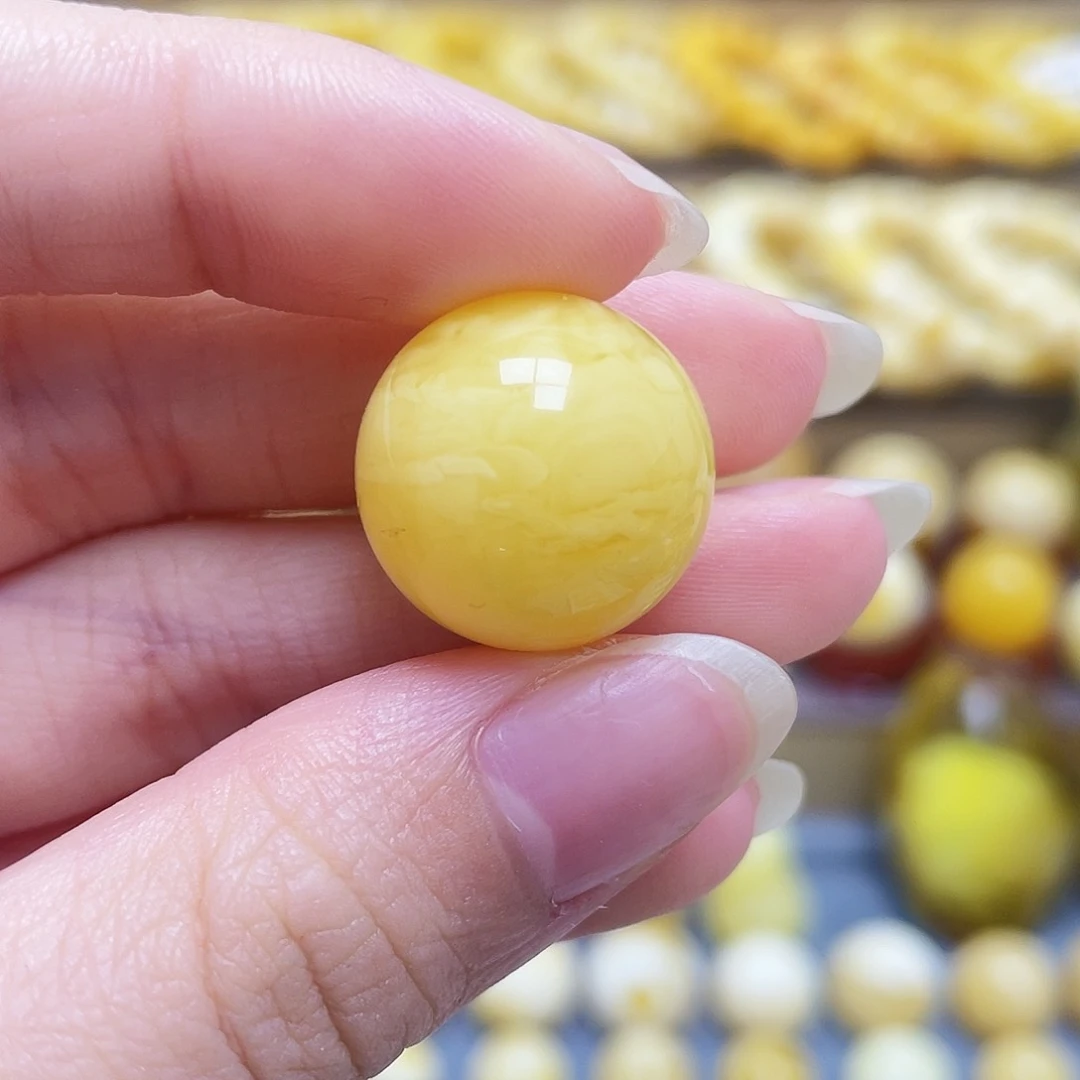 未镶嵌琥珀裸石18.1mm圆珠微瑕