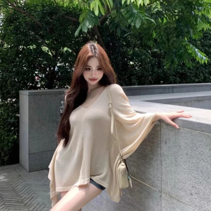 法式甜辣高级感防晒外搭罩衫v领慵懒风宽松不规则针织上衣女夏季