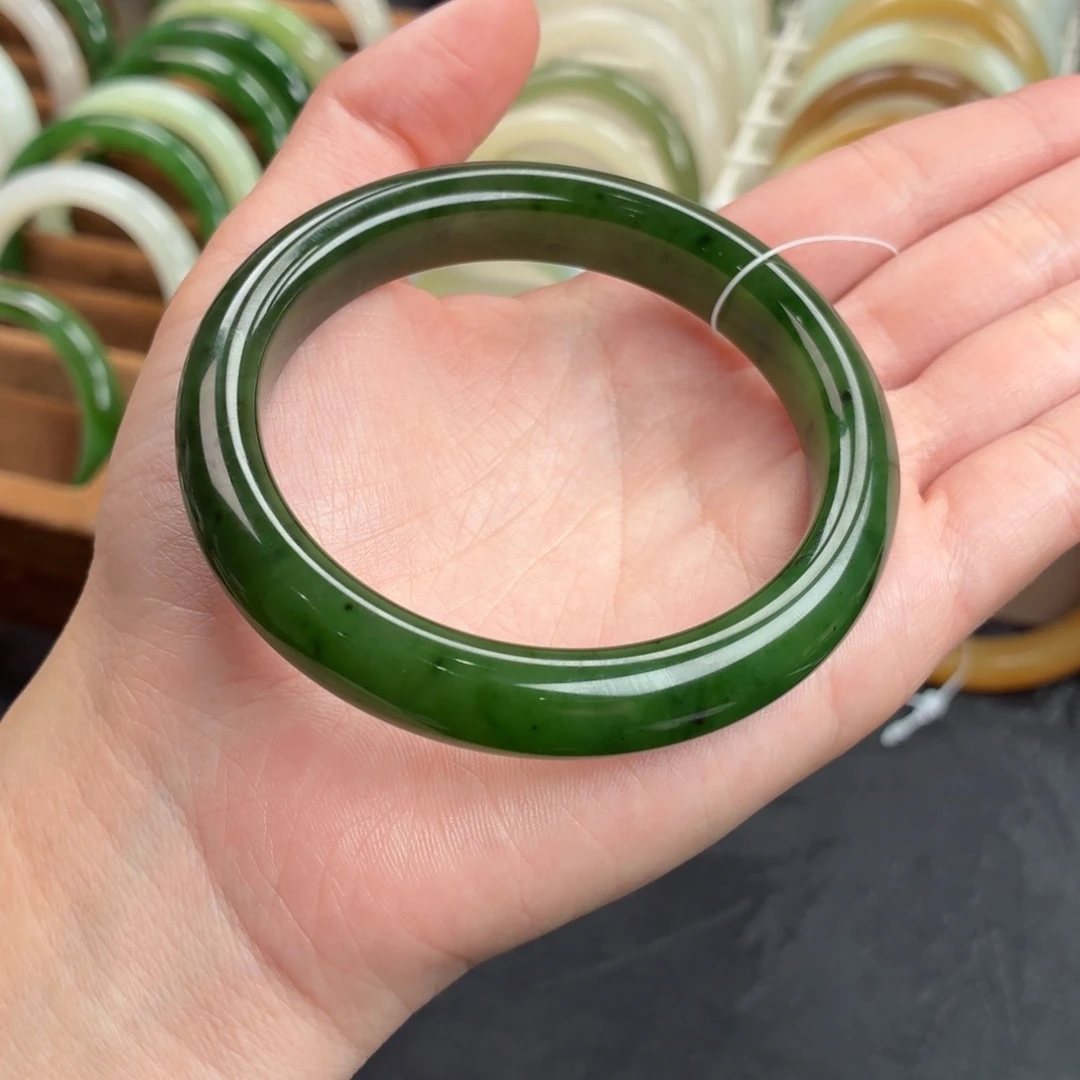 和田玉未镶嵌手镯-碧玉辣绿17号