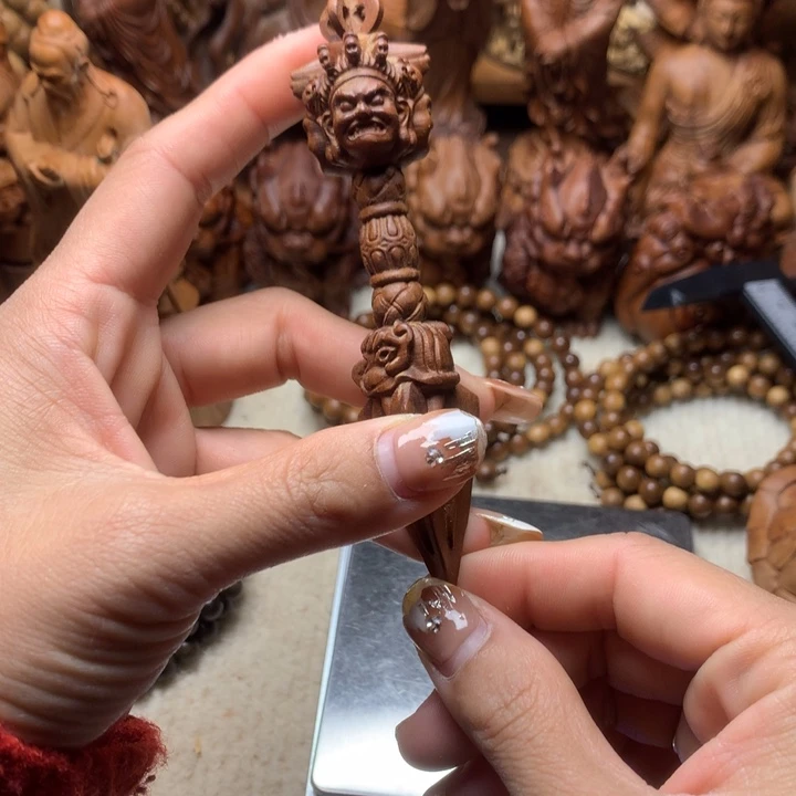 檀香木其他老山檀香手把件