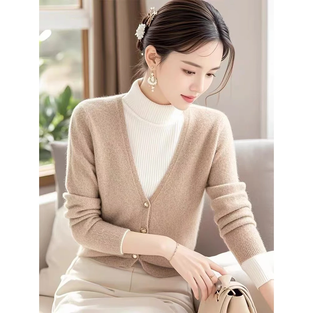 高级感燕麦色假两件高领女2024冬季新款软糯气质针织上衣