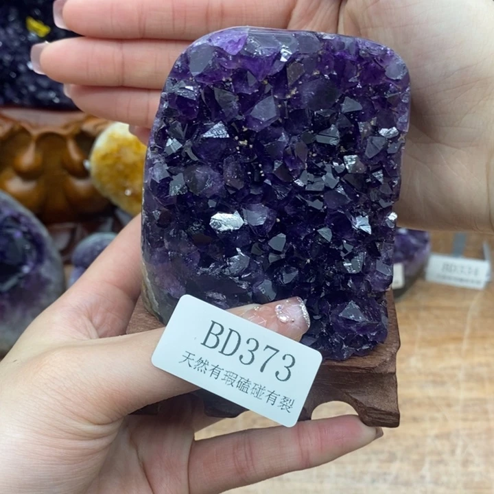 紫晶大型摆件（非配饰）未镶嵌