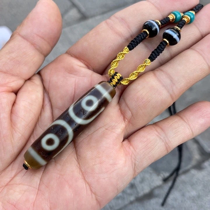 玛瑙/玉髓（覆膜）颈饰未镶嵌白