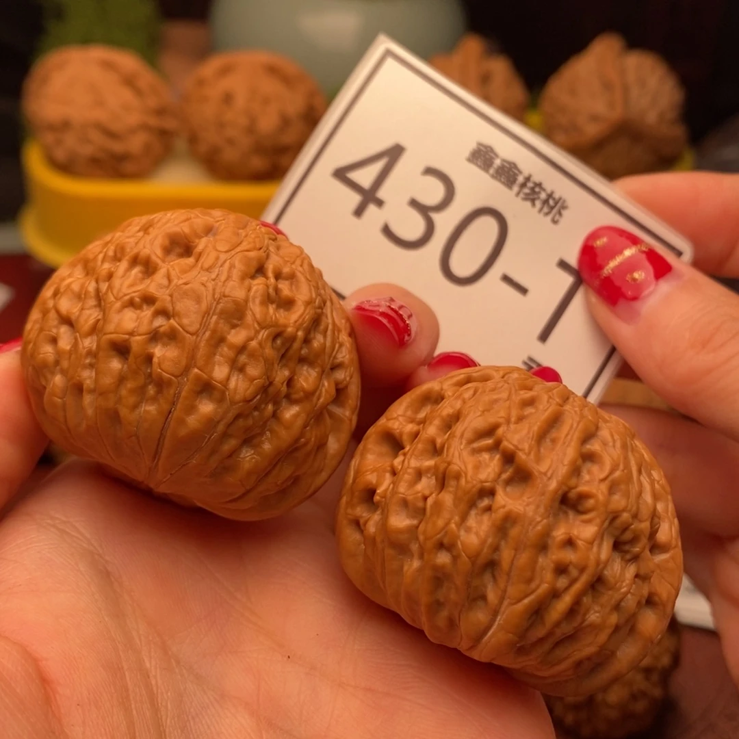 桃核把件铁锤43……