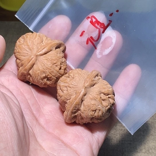 【闪购商品】吊坠文玩核桃阿*元宝