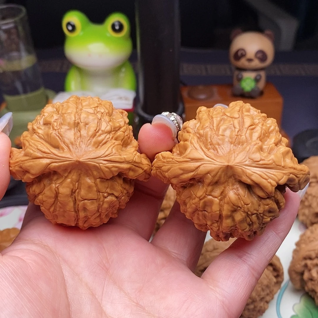 【闪购商品】文玩核桃把件文玩核桃把件