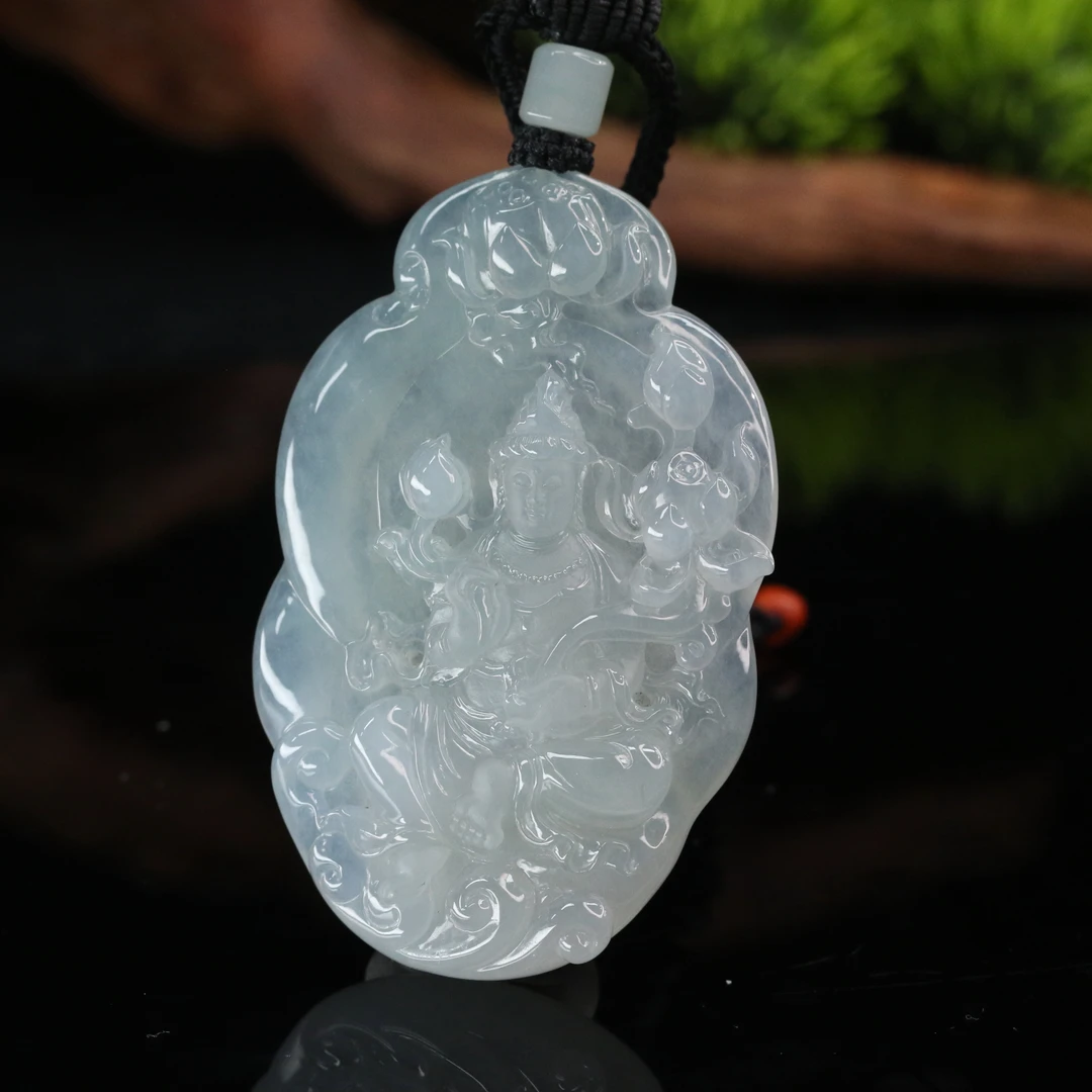 21天然A货翡翠高冰莲花观音吊坠/100218北京中保拍卖