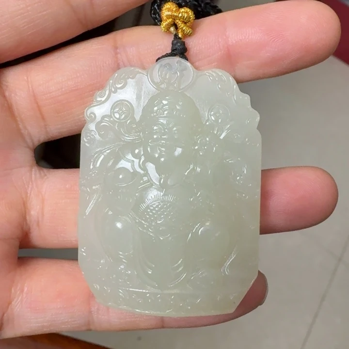 和田玉未镶嵌颈饰财神爷到我家