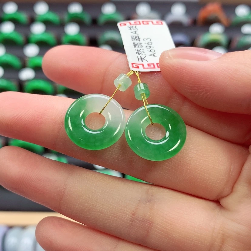 【闪购商品】未镶嵌戒指翡翠甜甜圈一对