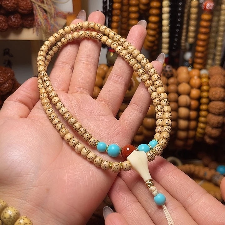 星月菩提吊坠小卡星月