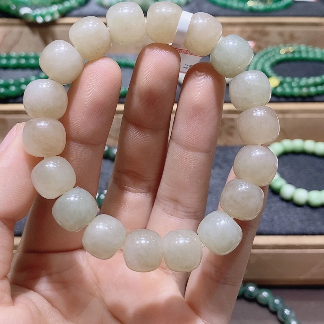 独山玉未镶嵌手串