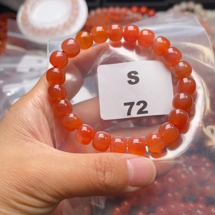 南红玛瑙未镶嵌多样性发货默认微瑕称重9+mm