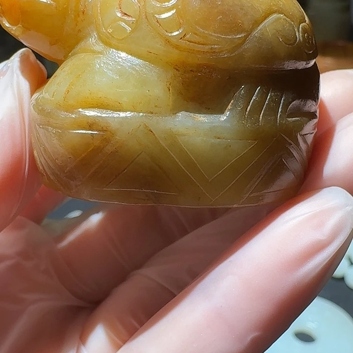 欲***都和田玉未镶嵌颈饰