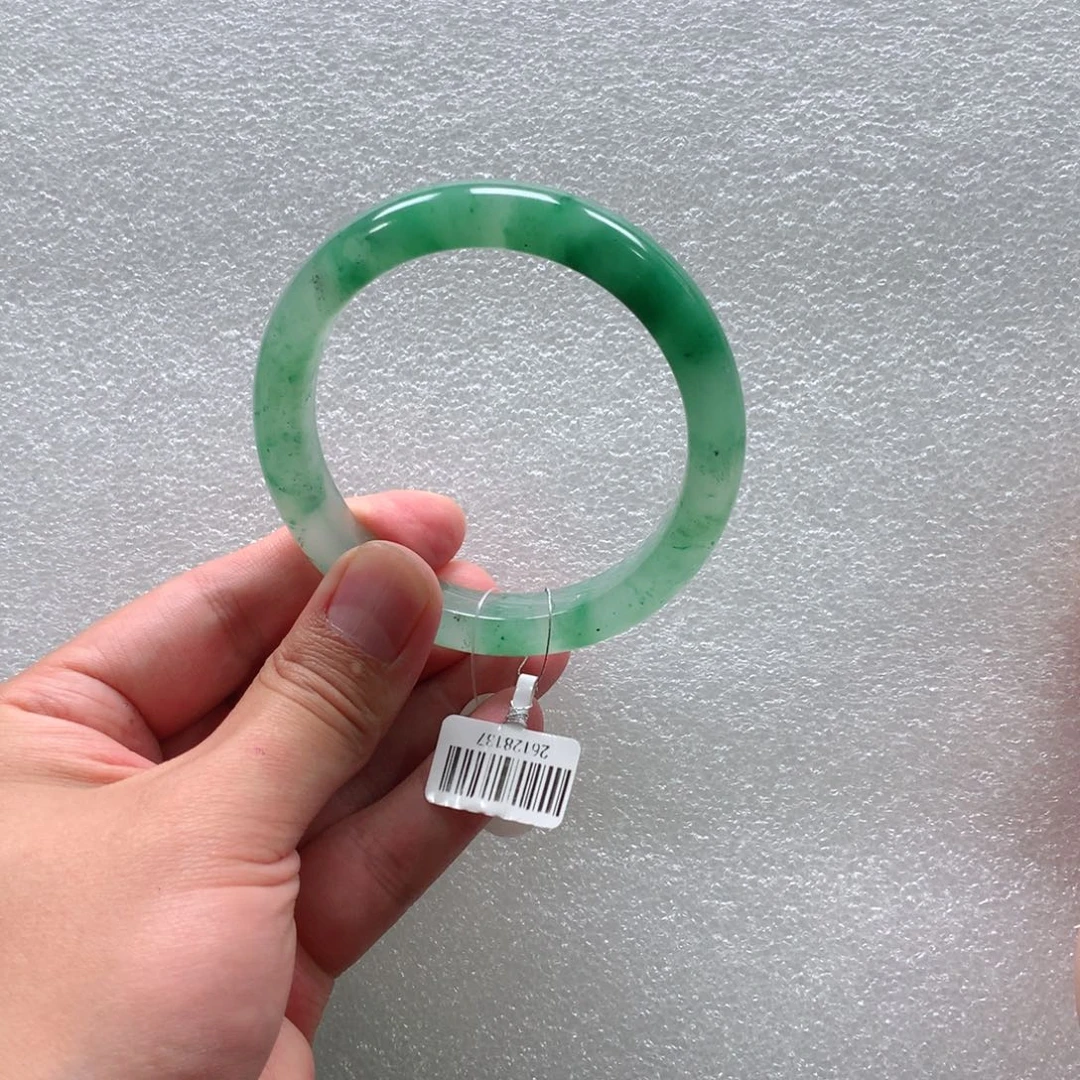 石英质玉手镯未镶嵌名***一青青61-乔