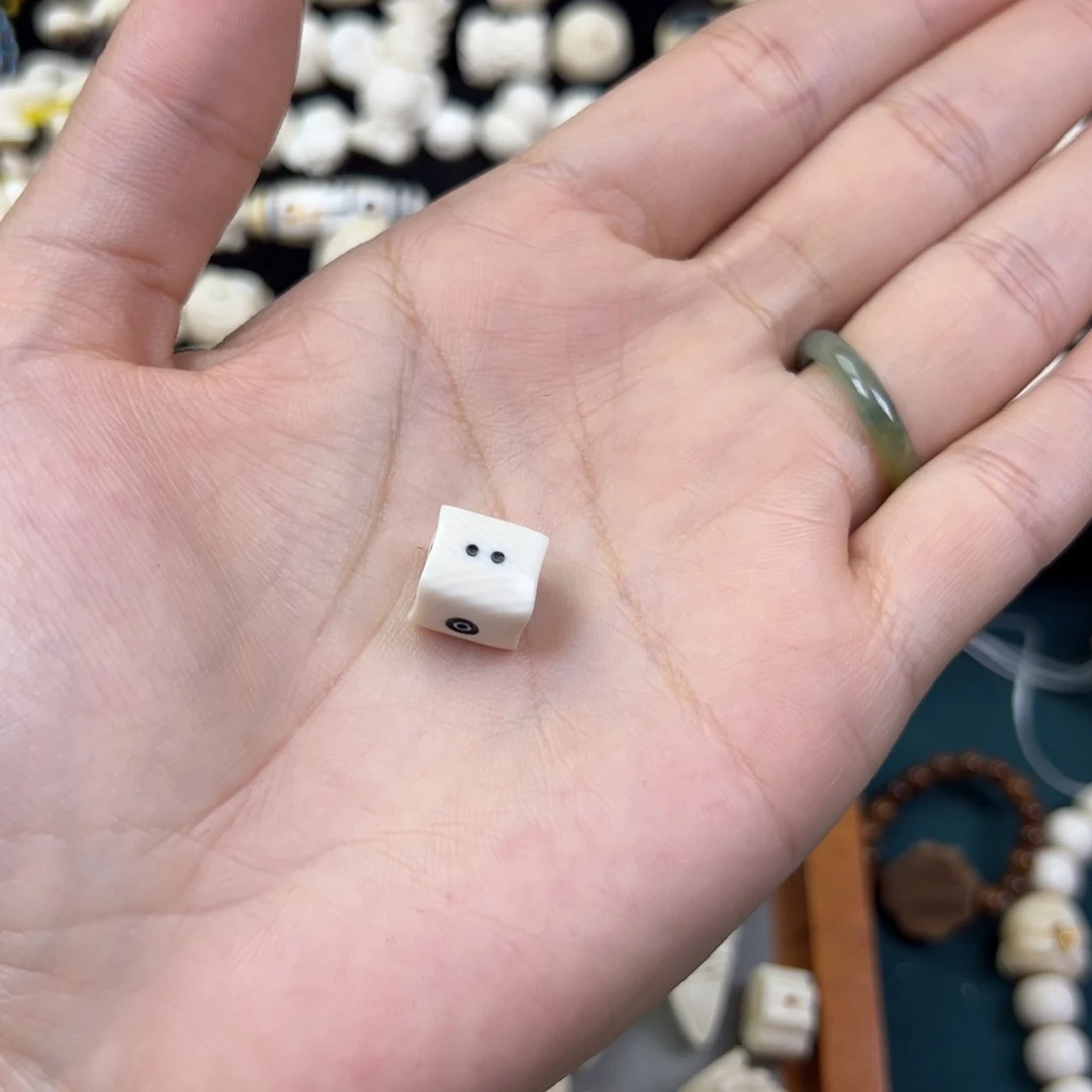 刚***1库克吊坠10mm猛犸骰子