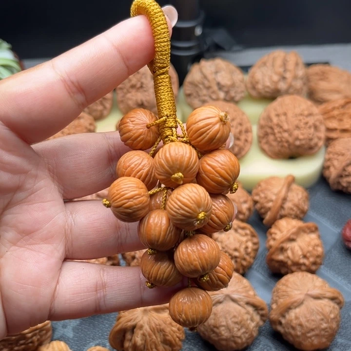 把件文玩核桃网红葡萄