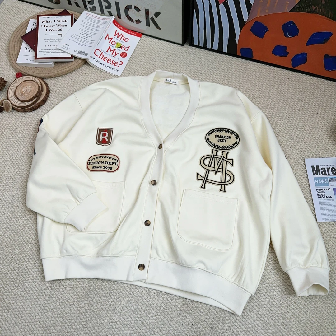 2024年冬季新款时尚百搭卡通印花加绒加厚长袖卫衣厚外套8146