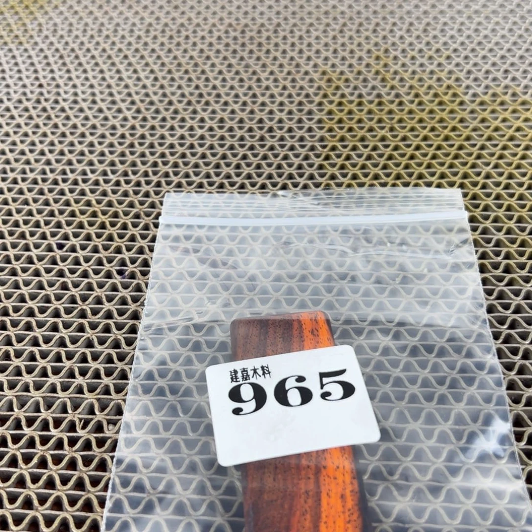 黄***板木木料一物一拍木料