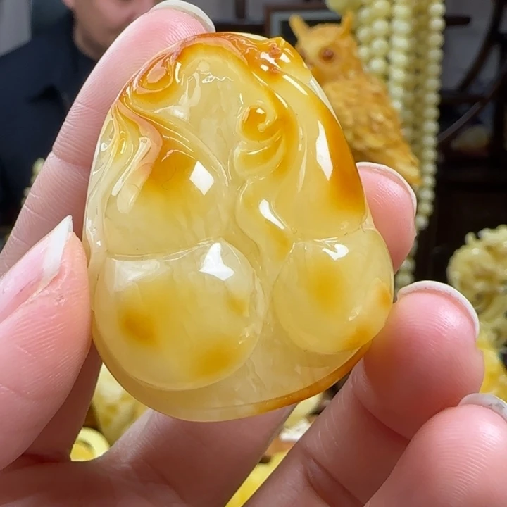 蜜蜡珠宝奇石未镶嵌