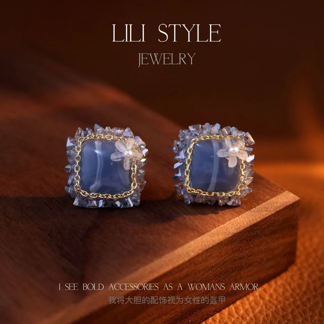 铜合金耳饰 气质清新蓝色冰透耳钉气质高级独特耳饰百搭耳钉K397