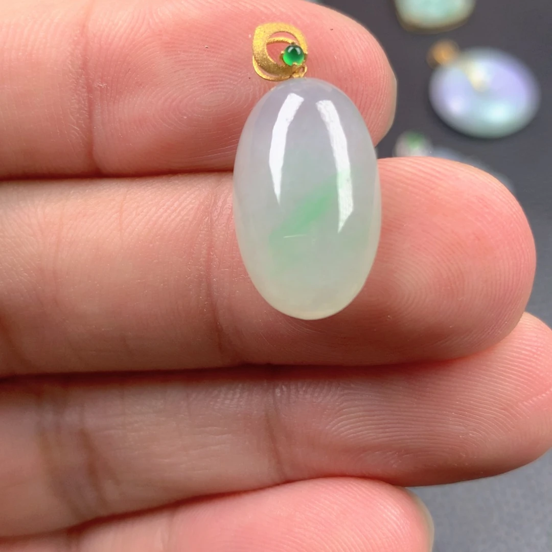 【闪购商品】翡翠18K金镶嵌颈饰翡翠
