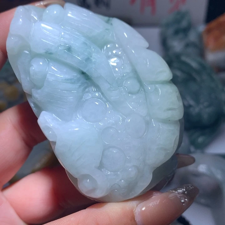 翡翠未镶嵌颈饰保真天然A货翡翠