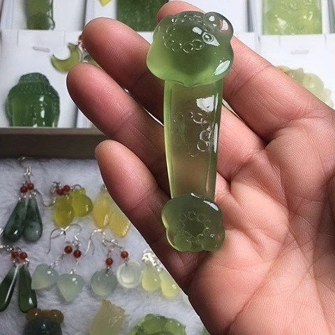 岫玉未镶嵌吊坠(不含链)纯天然岫玉
