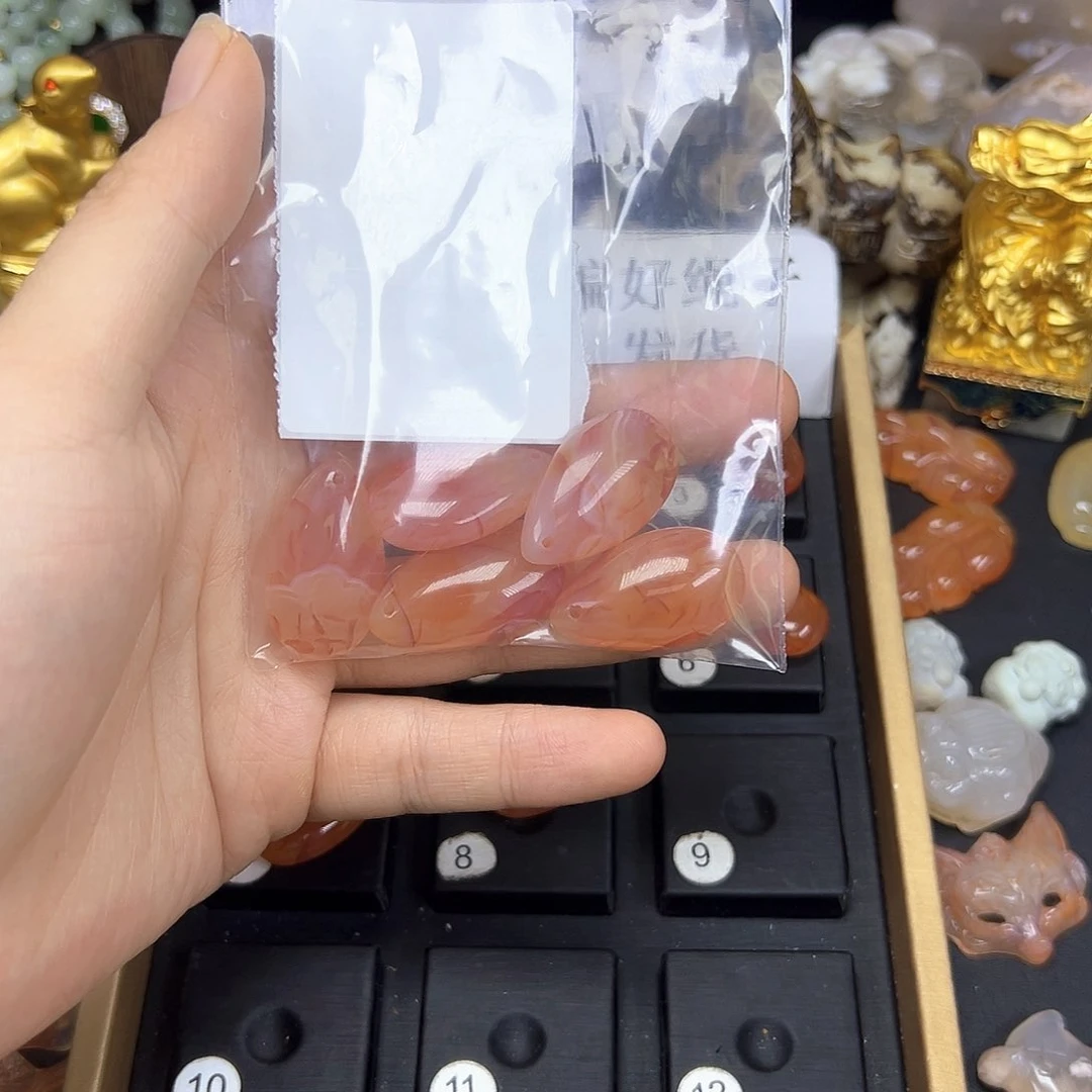 石英质玉未镶嵌吊坠(赠链)我**羽