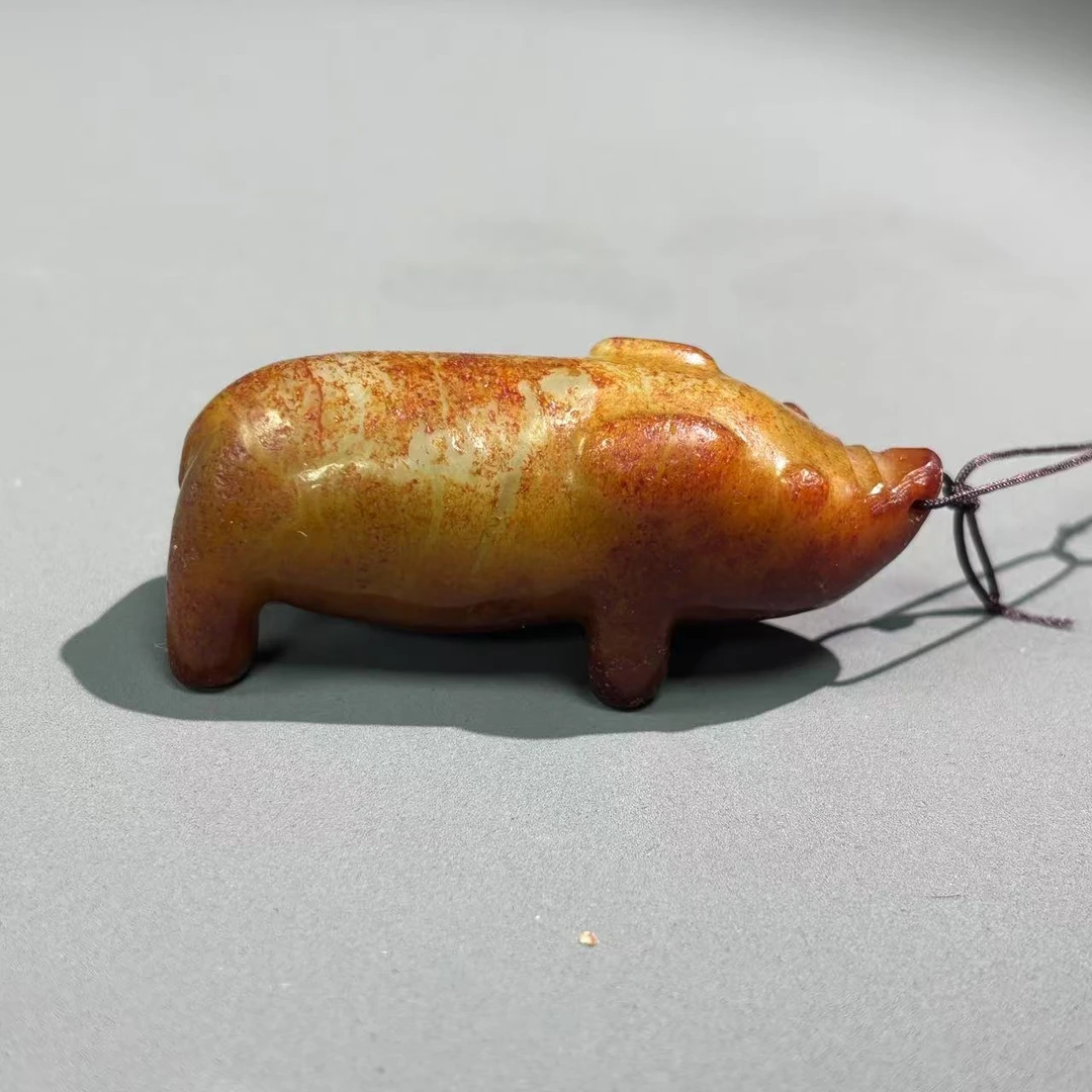 清代和田玉猪把件LM