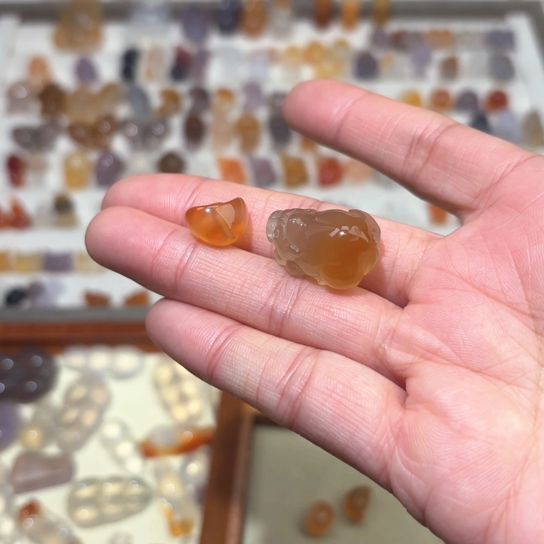 玛瑙/玉髓颈饰未镶嵌爱****瑶