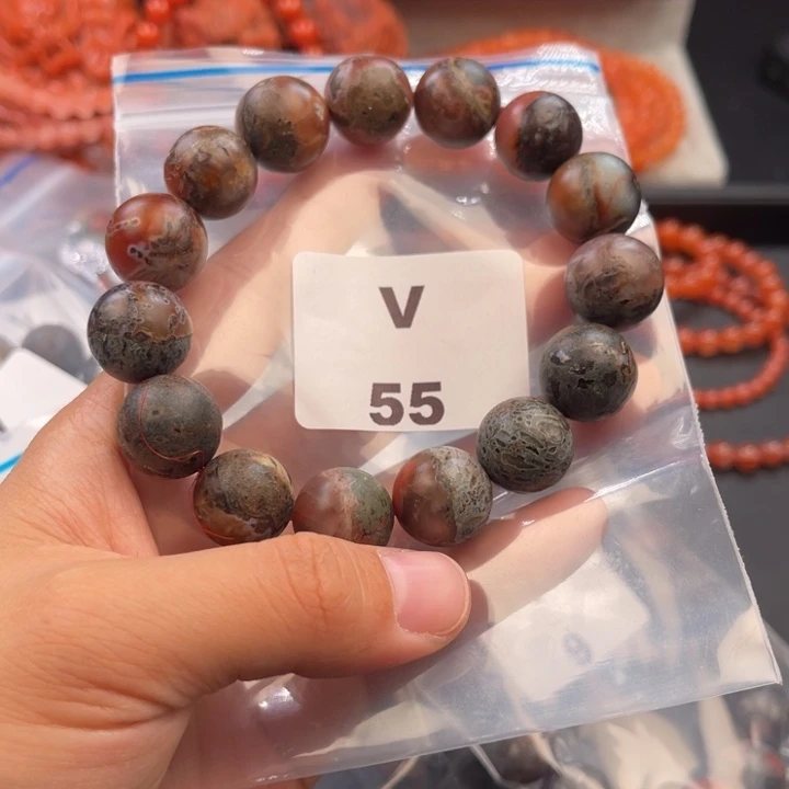南红玛瑙未镶嵌多样性发货默认微瑕称重15mm
