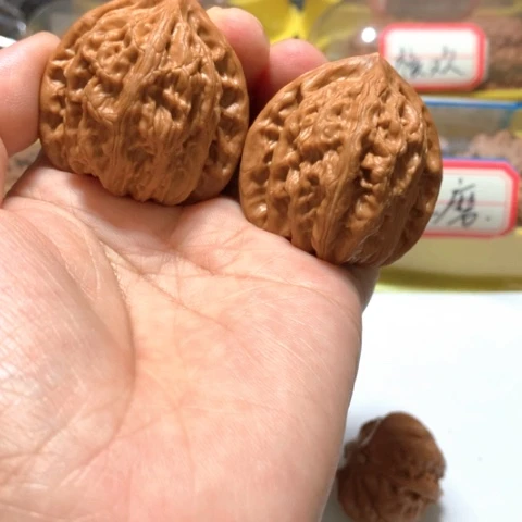 文玩核桃吊坠僧帽