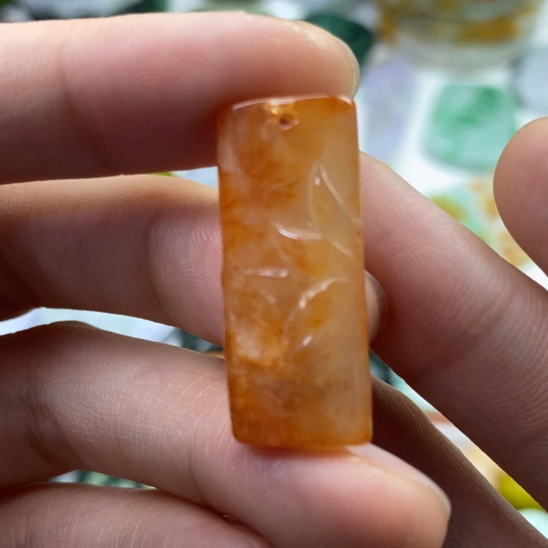 翡翠未镶嵌颈饰吊坠