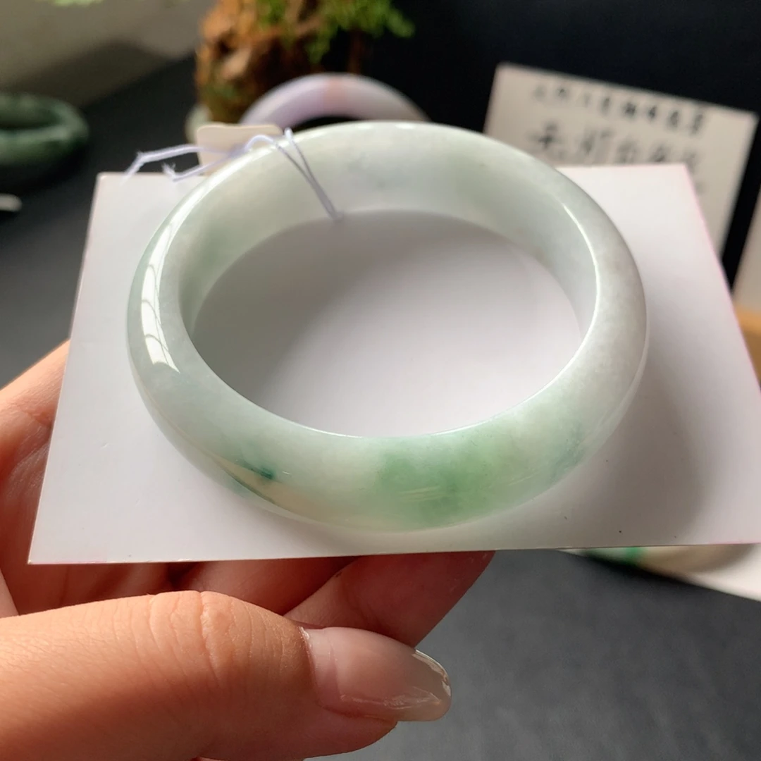 翡翠未镶嵌手镯4号53.6-13.8-7.9