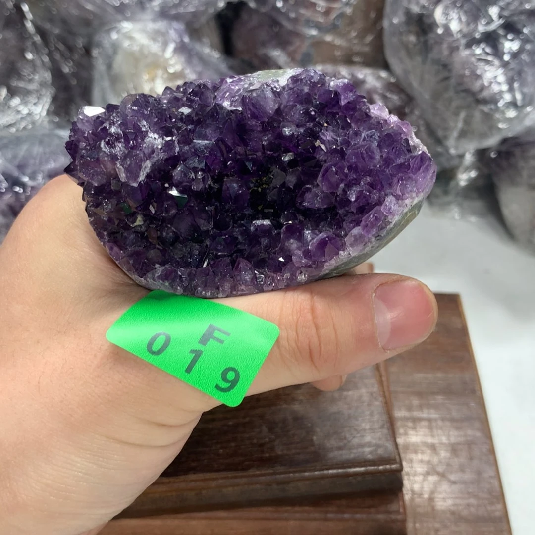 水晶大型摆件（非配饰）未镶嵌