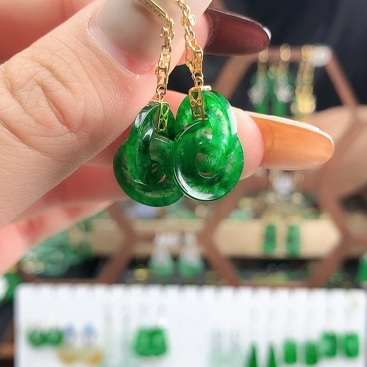 翡翠18K金镶嵌耳饰耳饰