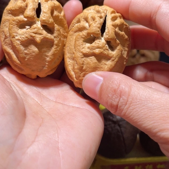 桃核把件鬼脸乾坤核43