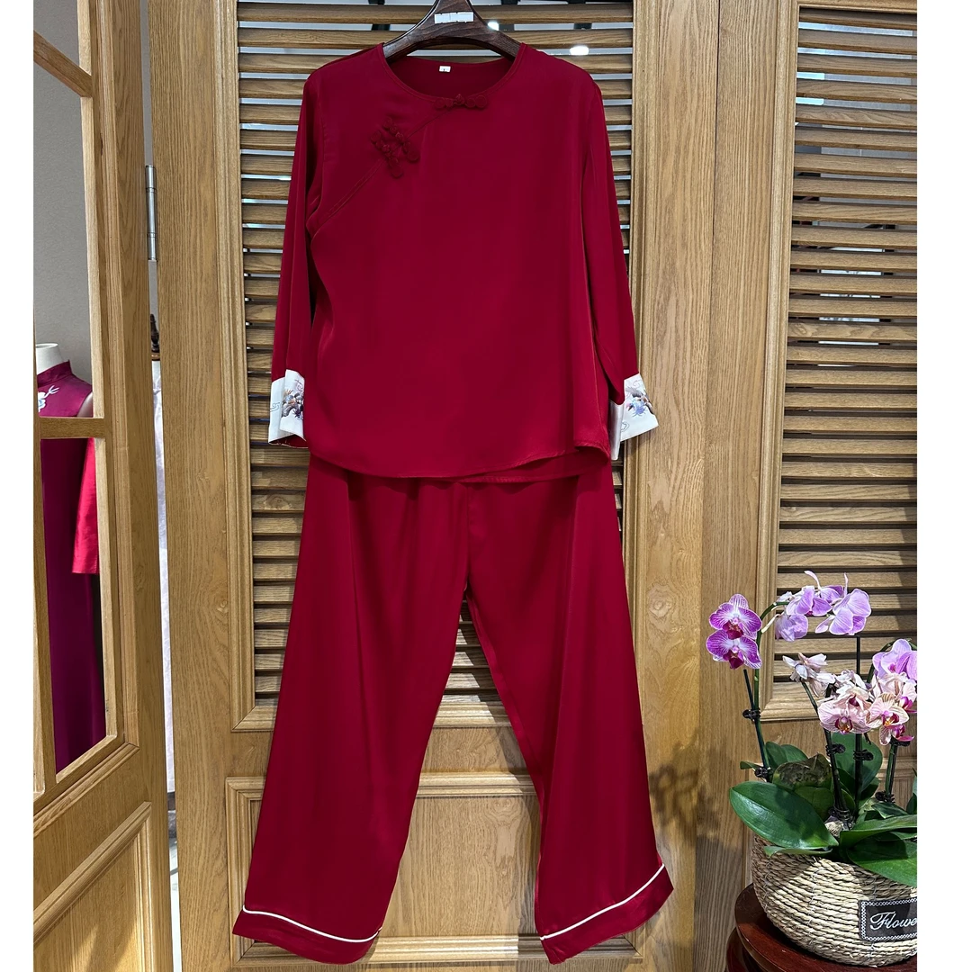 新中式带刺绣家居服