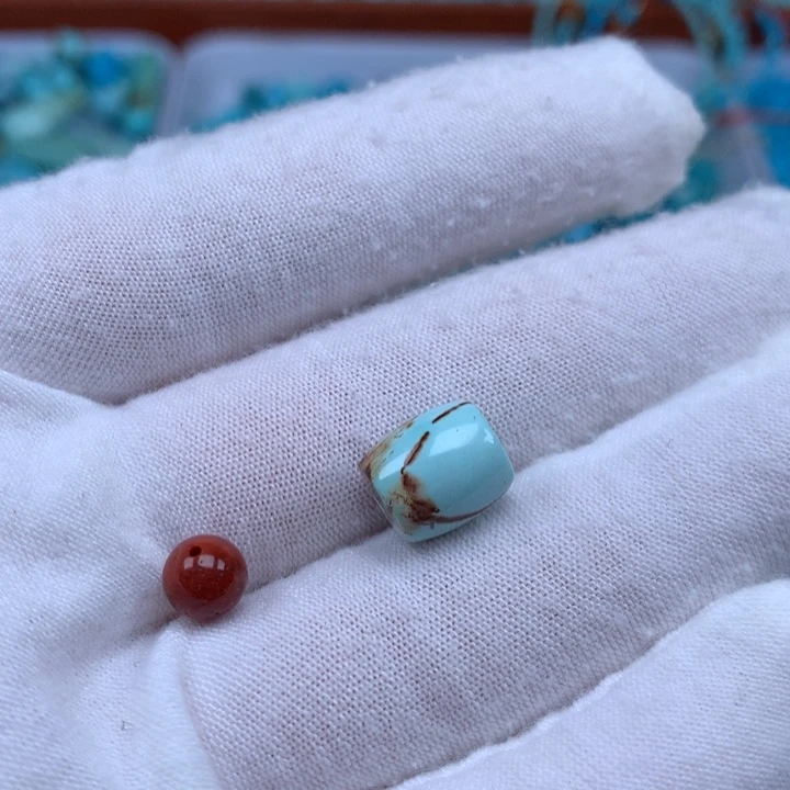 南红玛瑙未镶嵌珠宝奇石