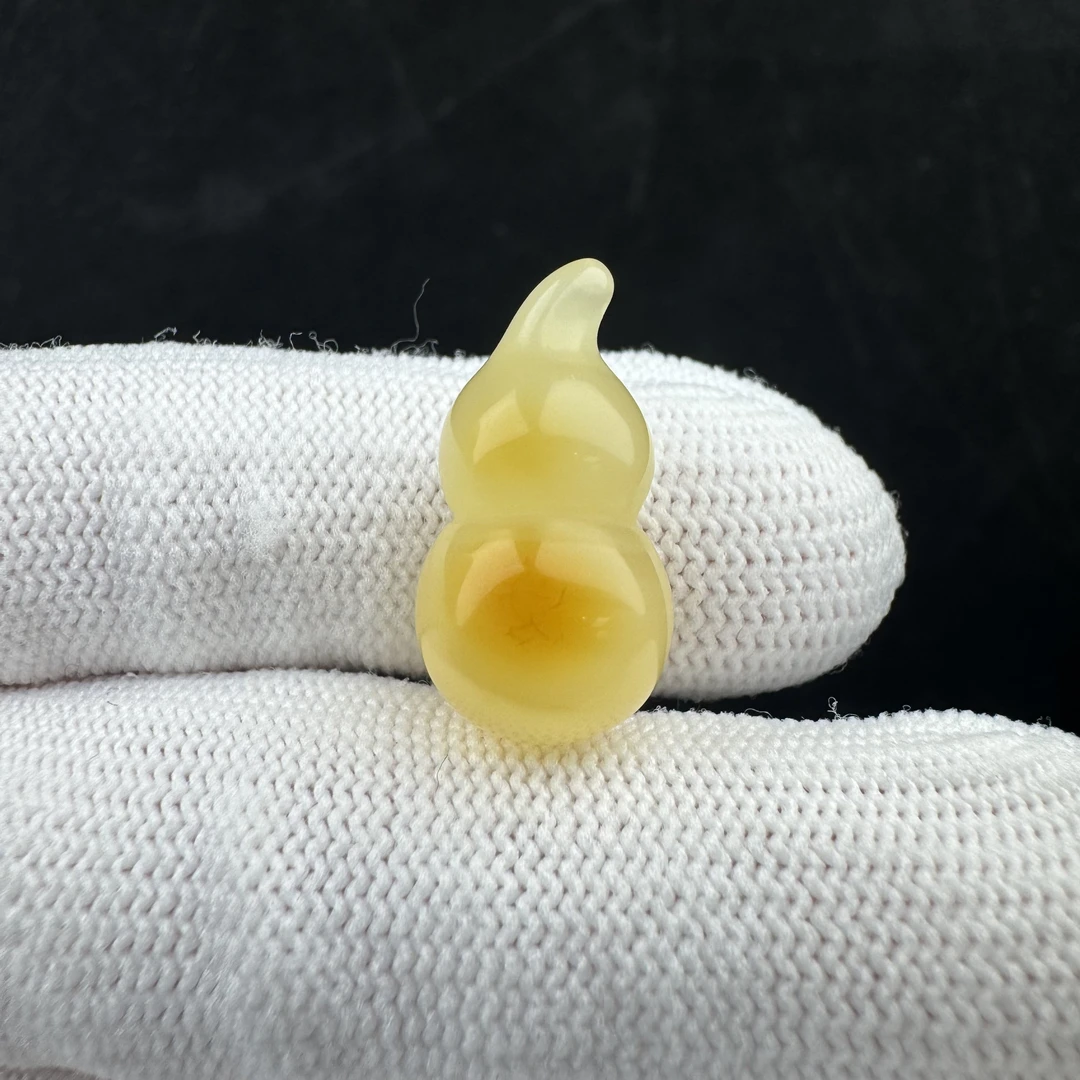 Y5420天然原矿蜜蜡 葫芦11.4*21.5mm支持复检假一罚十