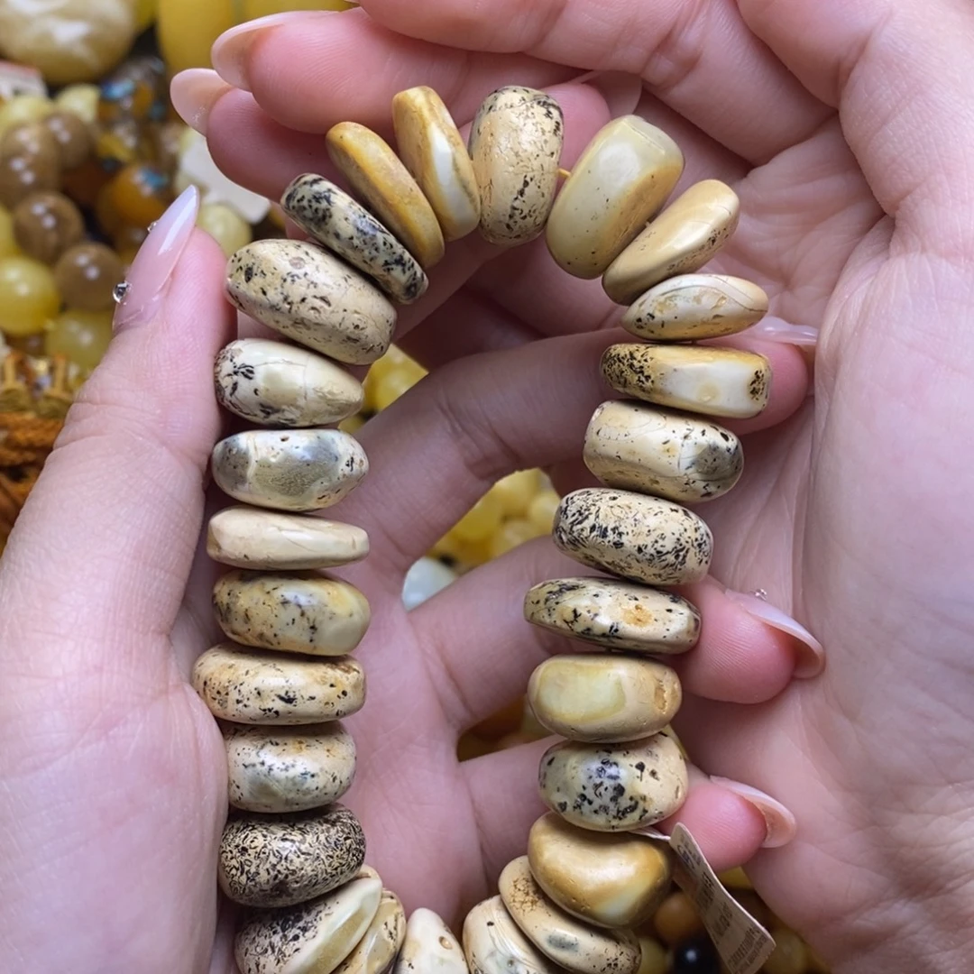 琥珀未镶嵌珠宝奇石蜜蜡