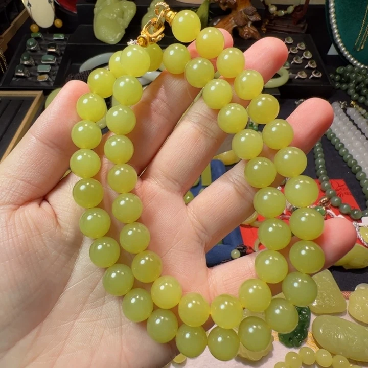 和田玉（黄玉）颈饰未镶嵌