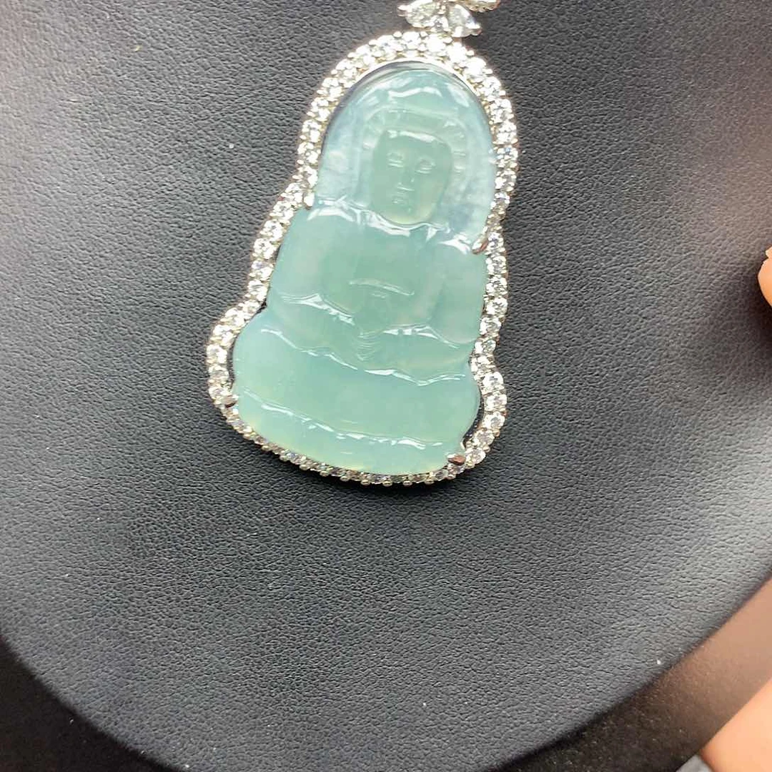 翡翠颈饰未镶嵌2123456789