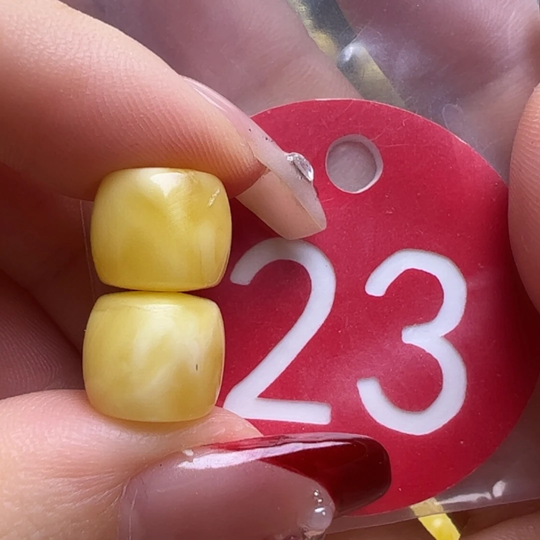 蜜蜡未镶嵌珠宝奇石微瑕10mm直切