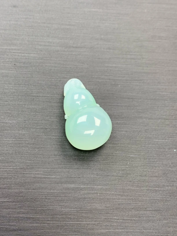天然缅甸翡翠A货 精品葫芦 冰透水润气质时尚宝宝精致素款精美