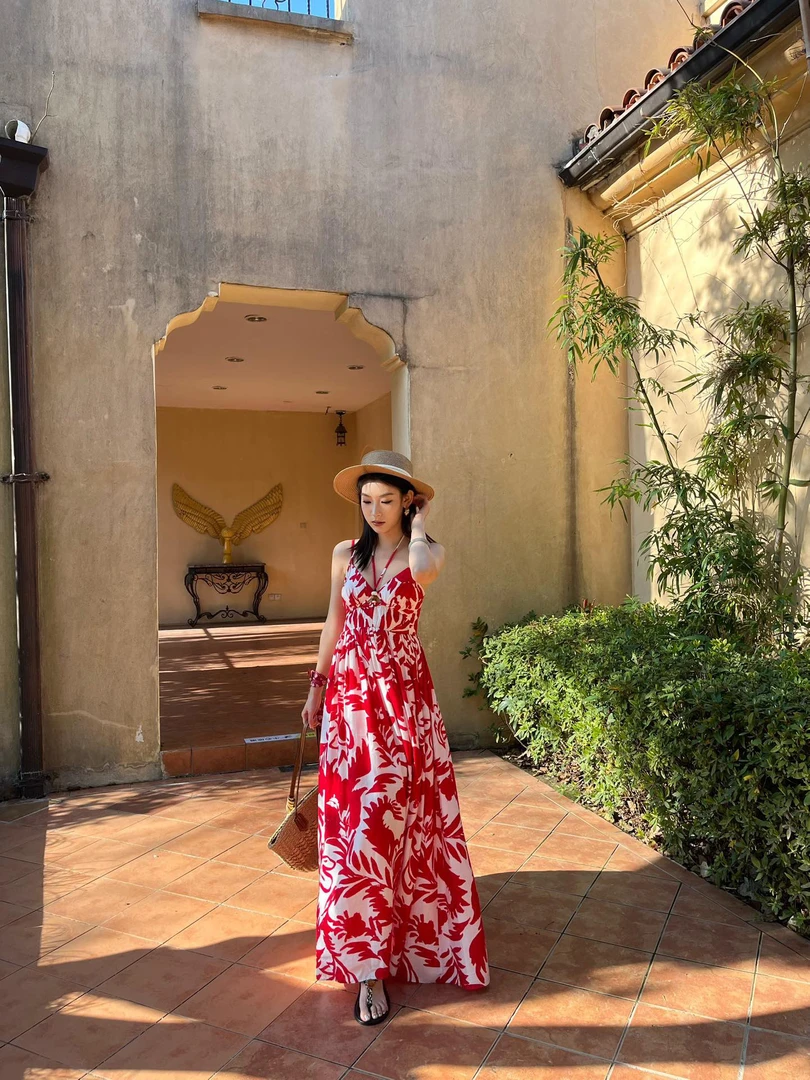 LACERTA 25SS浆果红印花度假风吊带连衣裙】